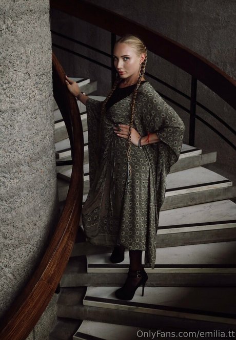 emilia tt perfect actress image