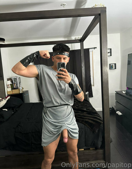 papitop nude star gallery