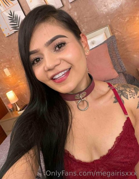 megairisxxx sexy model picture