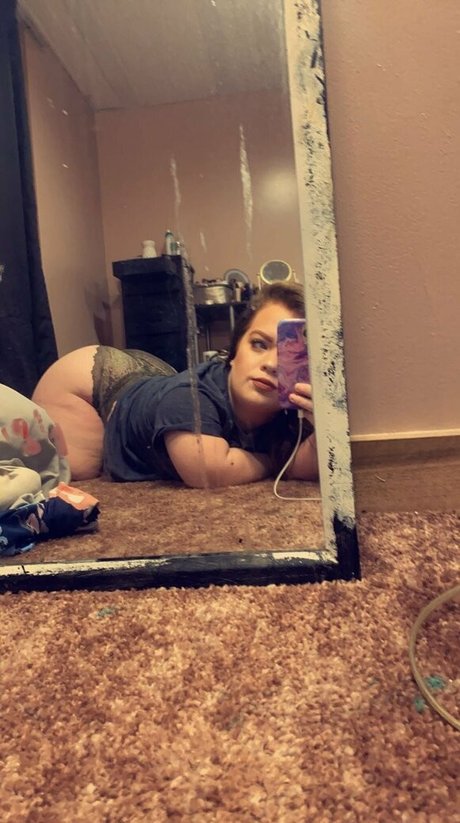 Sassy Holly free star photo