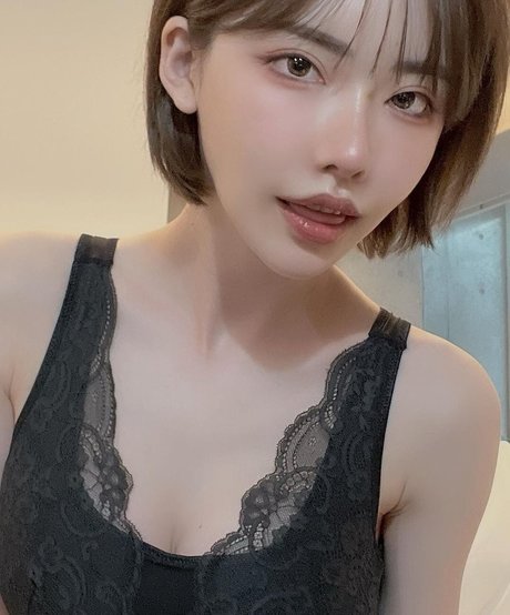 petite slut onlyfans porno pic