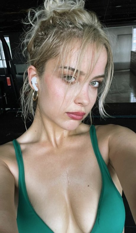 gizemsavagex pornstar nudes images