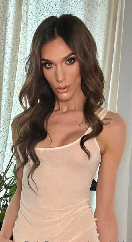 aparisi ts nice pornstar galleries