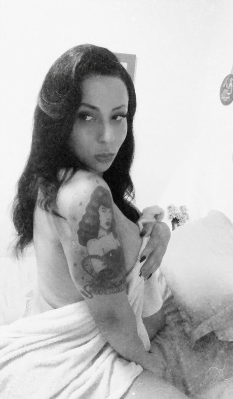 vazrebekah art model galleries
