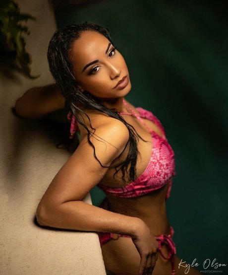 Leila Grey pornographic actress gallery