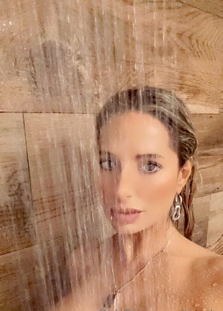 tina ts pornstar exclusive images
