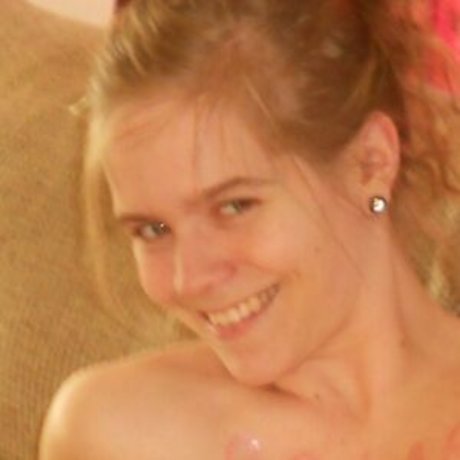 Candie CaneMFC hot actress picture
