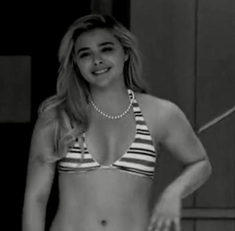 Chloe Grace Moretz free pornstar archive