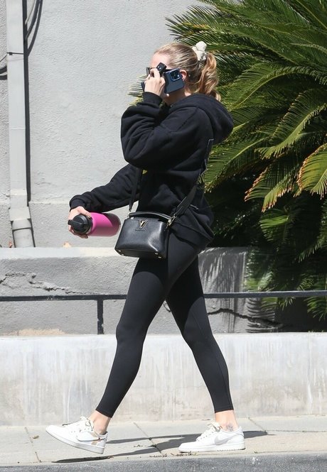 Chloe Grace Moretz model perfect archive