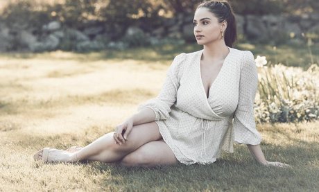 Elisabeth Marchini model exclusive photo