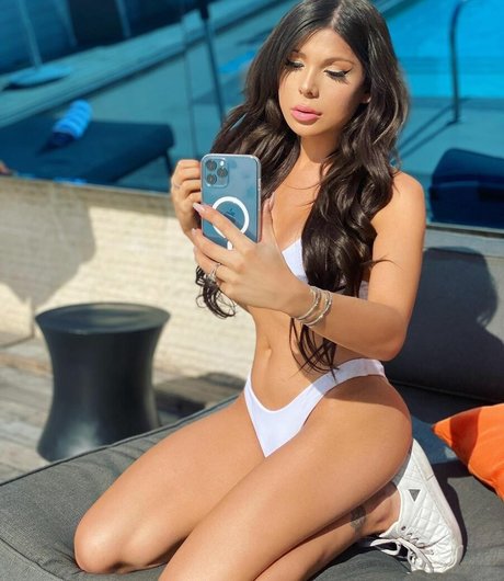 Blaire White adult actress pictures