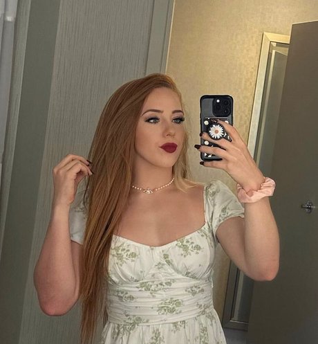 Isla Dawn free actress galleries