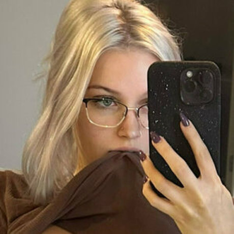 AlicexMaia pornographic actress img