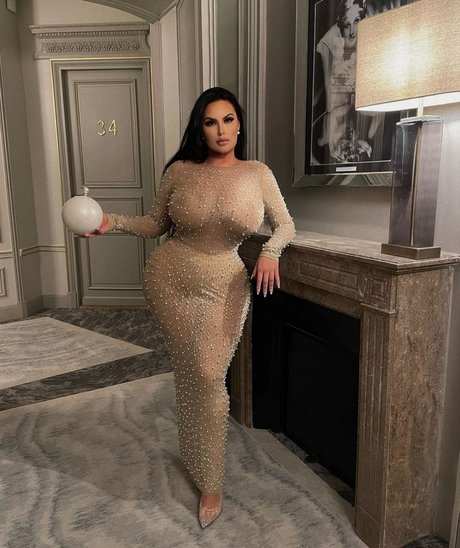 sxmonne sex model images