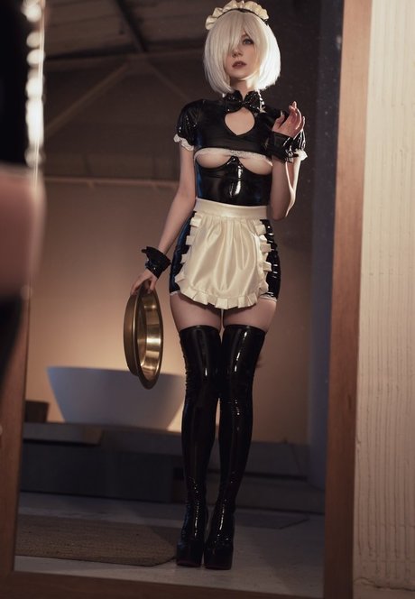 Mik Allen art model img
