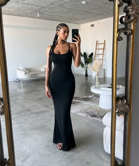 deepthroat onlyfans beautiful nude picture