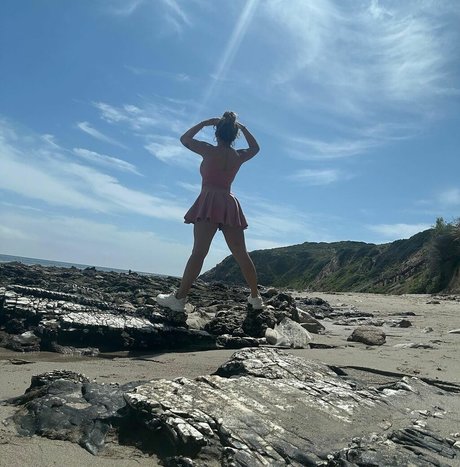 blonde midget onlyfans art nude image