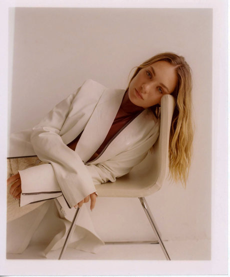 Maddie Ziegler star adult pictures