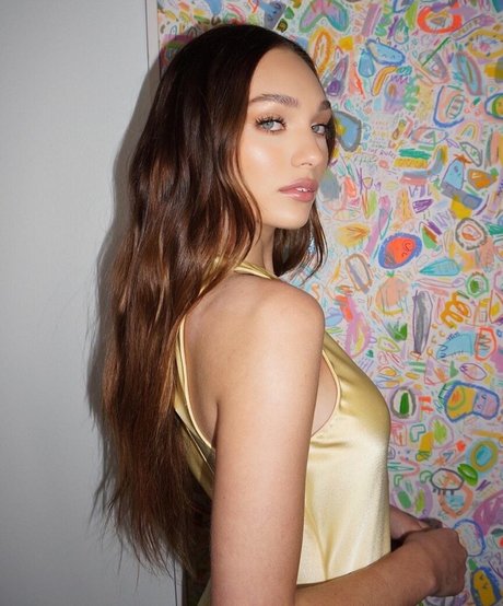 Maddie Ziegler pornstar nude picture