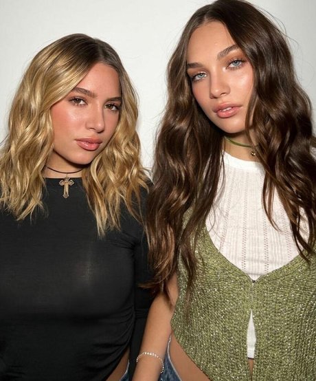 Maddie Ziegler porn model pics