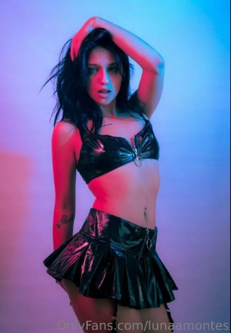 Luna Montes adult model pic