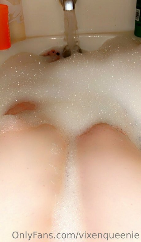 vixenqueenie model exclusive gallery
