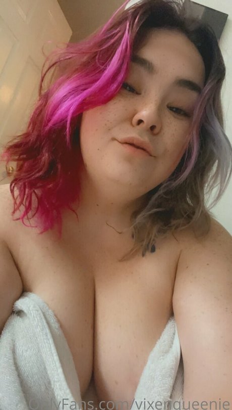 vixenqueenie naked actress images