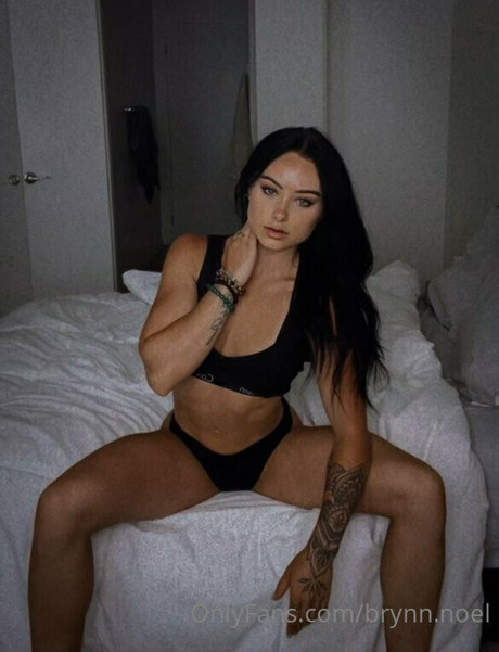 Brynn Noel star erotic picture