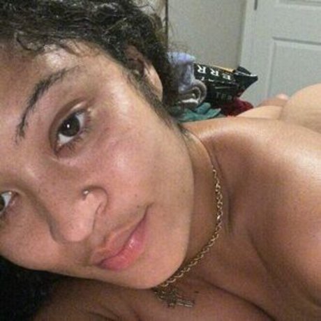 skygoddessdivine pornstar nice image