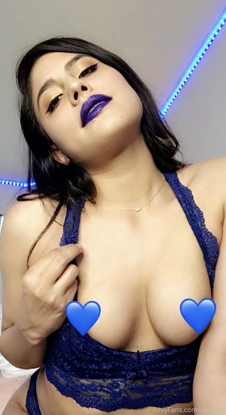 luxie xo model high quality pics