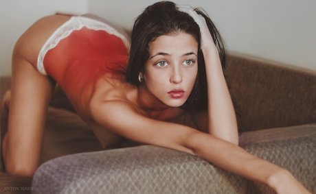 Gembar Svetlana model naked pic