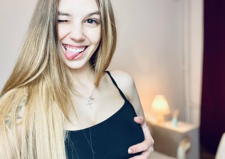 FallingDevil pornstar pictures