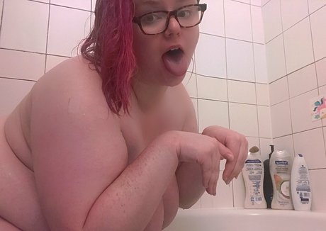 cum selfie onlyfans beautiful nude image