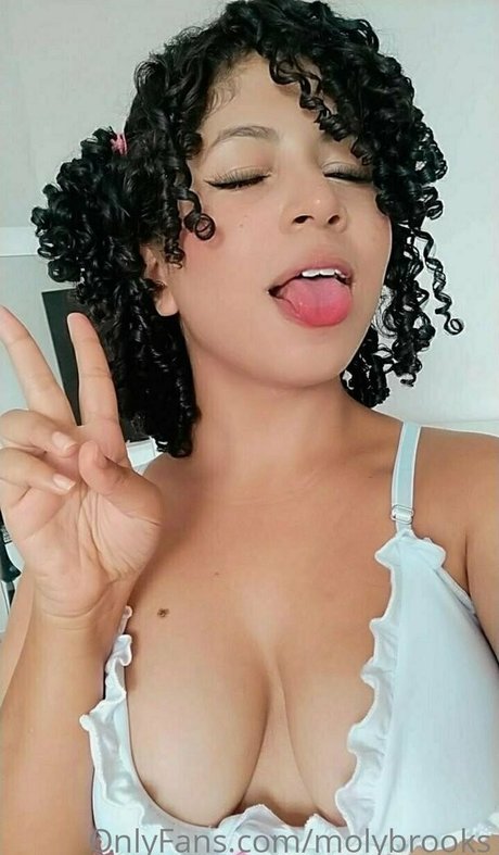 molybrooks pornstar sexy photos