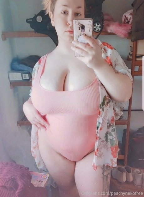 peachynekofree nude star archive