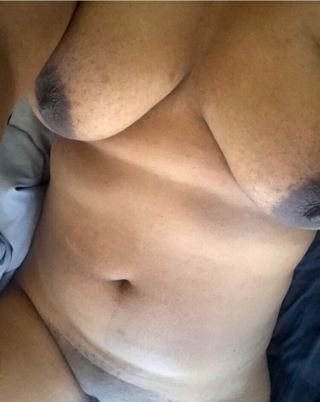 violetdelux adult model archive