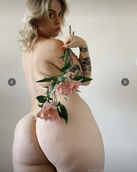 Sophaaaaa star naked pics