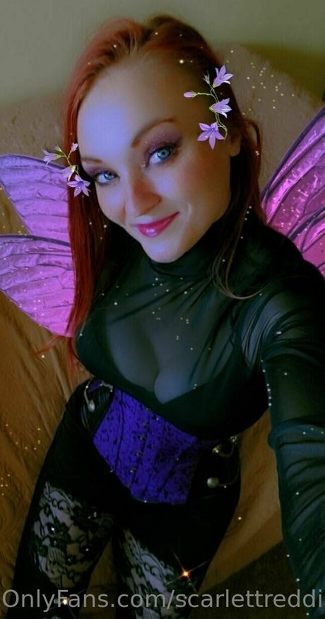 scarlettredding nice actress photos