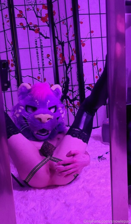 snowlepad model porn gallery