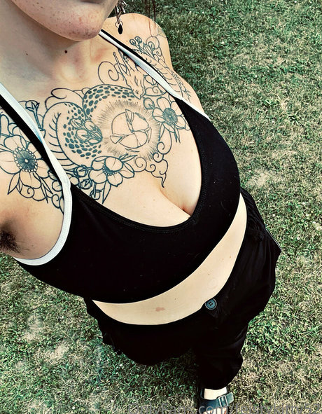feistykitty52 hot star photos