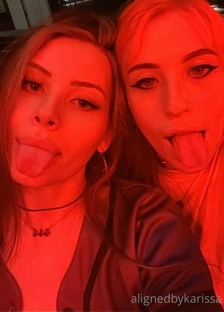 alignedbykarissa sexy star pic