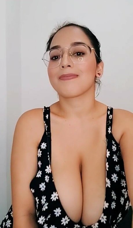 Karen Pinargote Torres pornstar erotic galleries