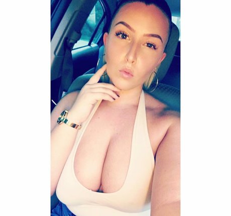 Lizzy Maguire star porn image