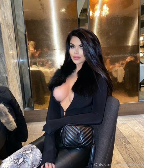 theferrera porn star gallery