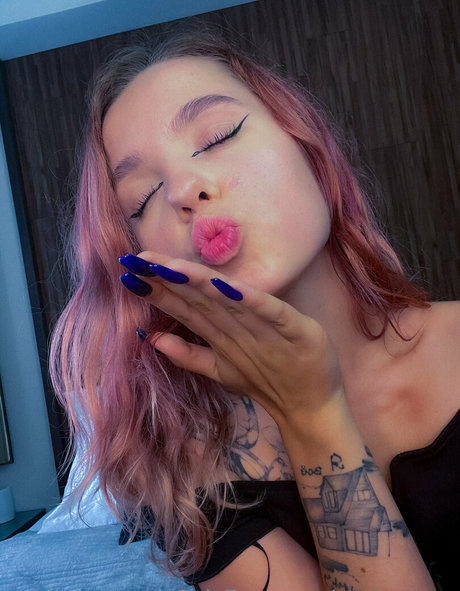 nasty aazy sexy star image