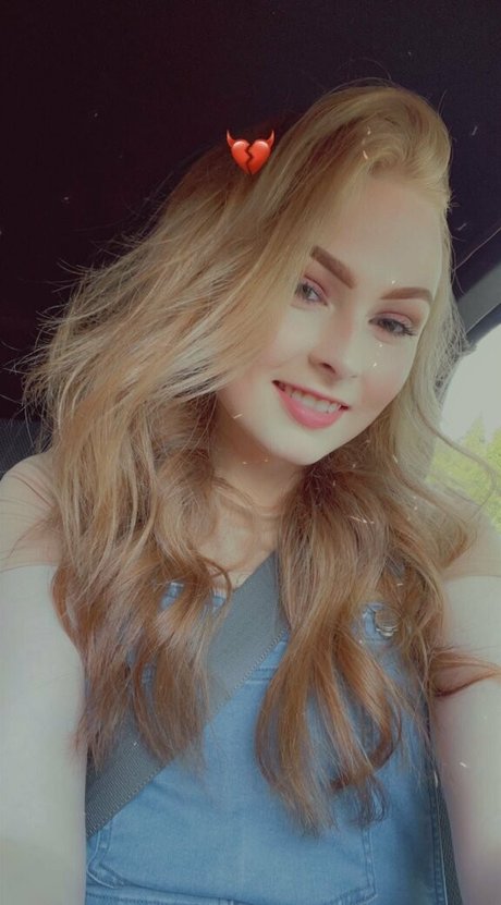 shy trans free adult actress photo