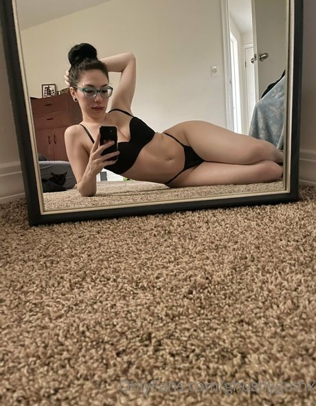 ghostlygothx naked actress photos
