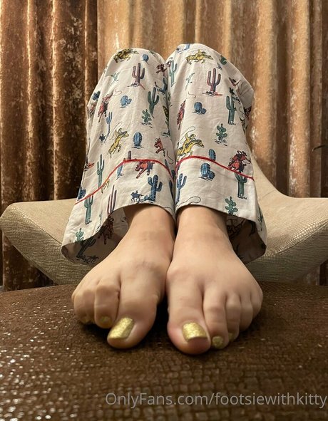 footsiewithkitty hd model gallery