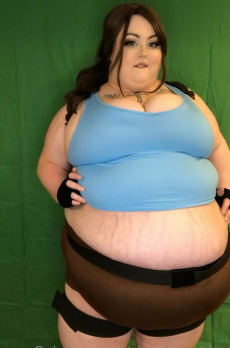 claireberrybbw model art photo
