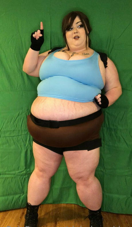 claireberrybbw art star img